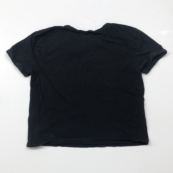 Forever 21 rose graphic crop top - Picture 2 of 5